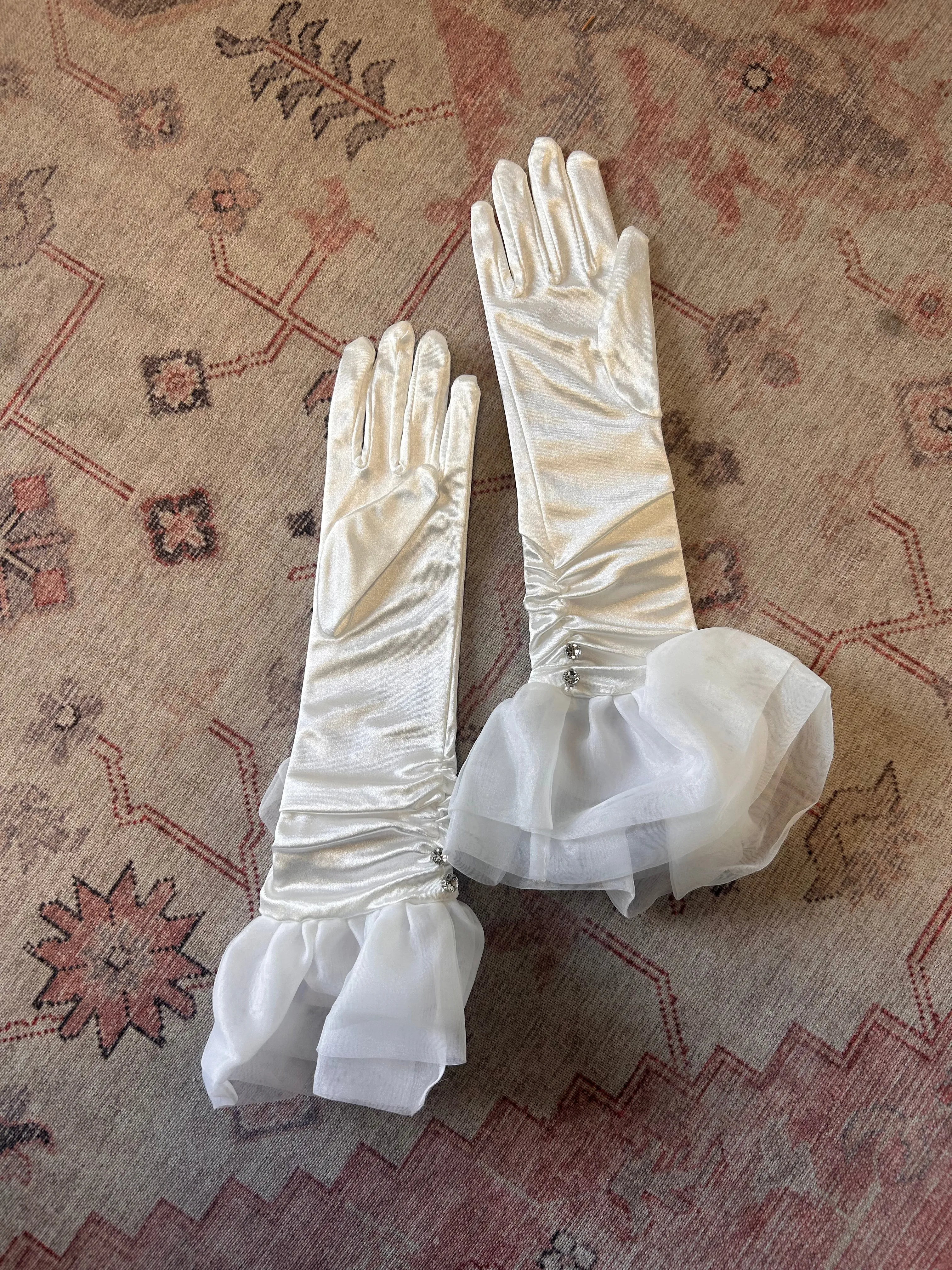 Anastasia Gloves - SAMPLE SALE